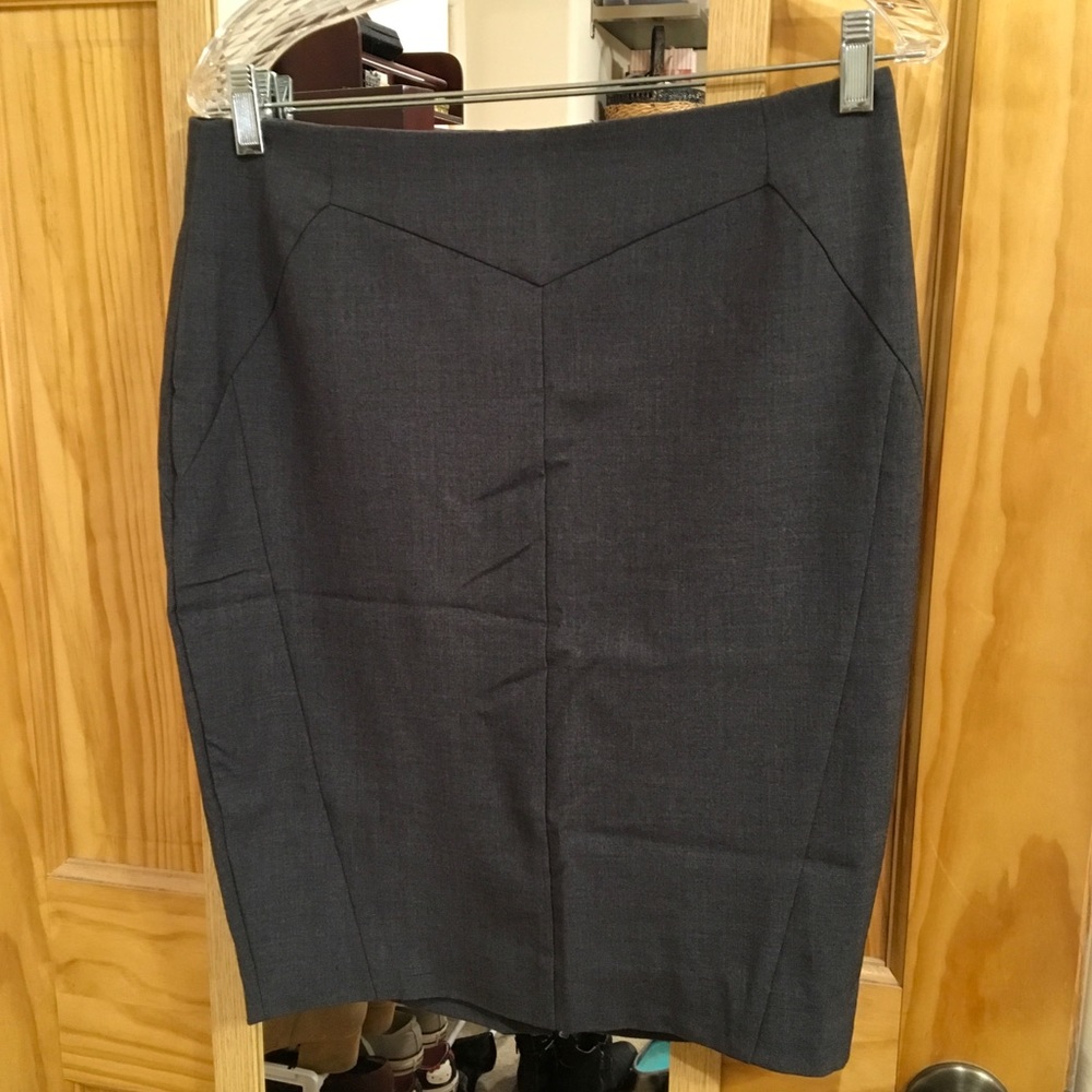 Worthington gray pencil skirt, size 12